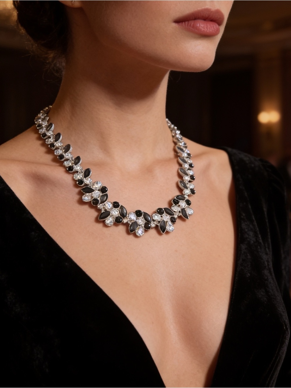 Vintage Black & Clear Crystal Floral Statement Collar Necklace